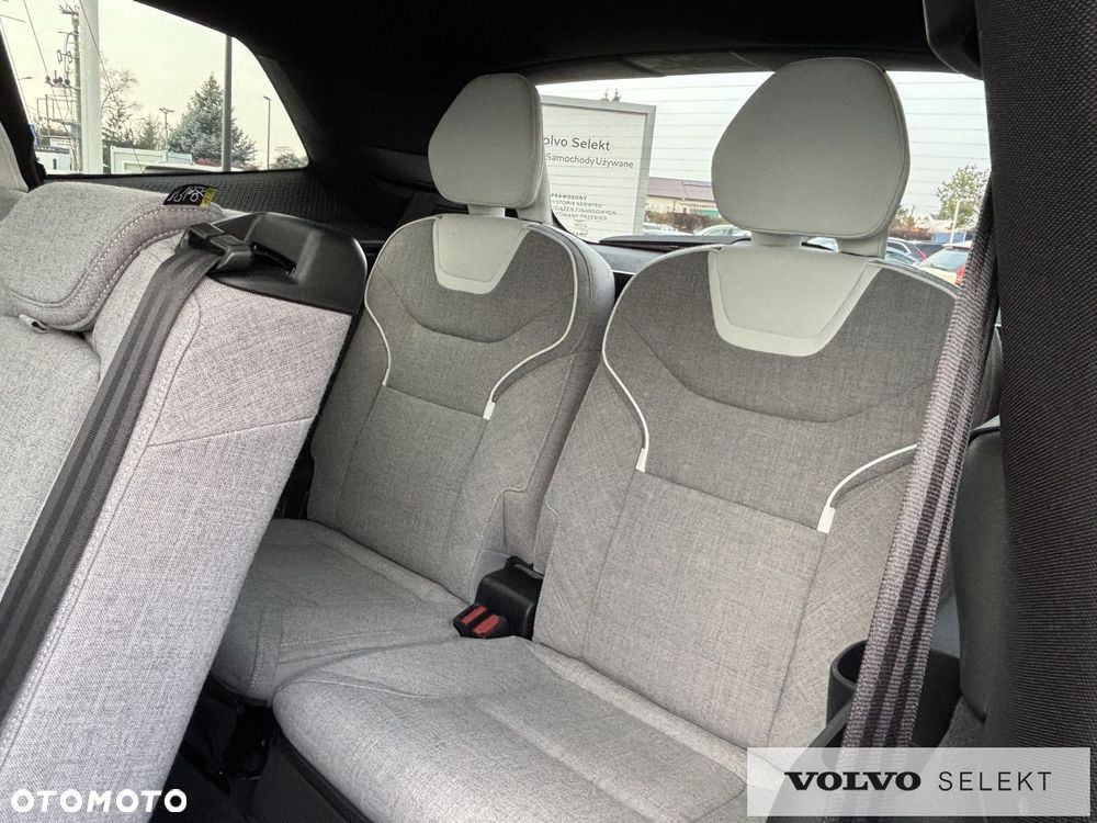 Volvo EX90 - 26