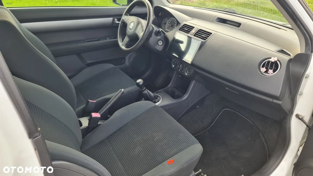Suzuki Swift 1.3 Comfort - 9