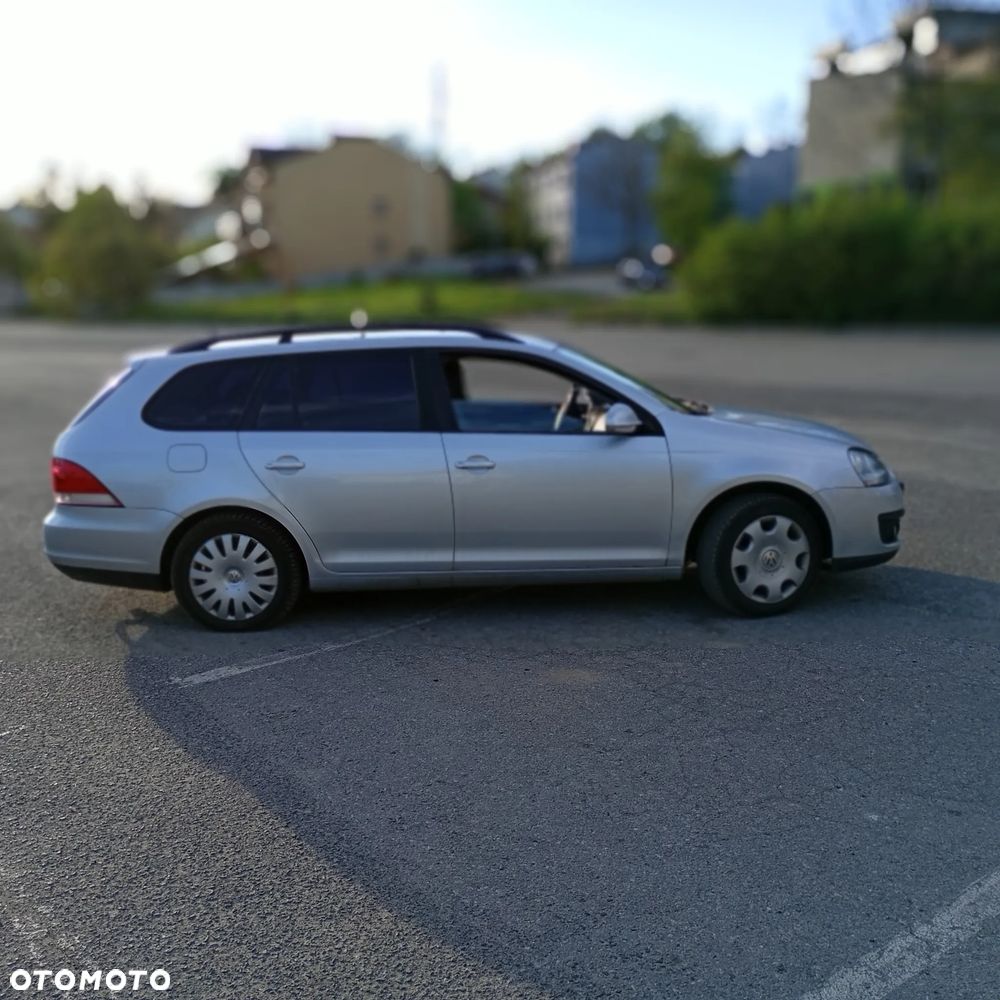 Volkswagen Golf - 3