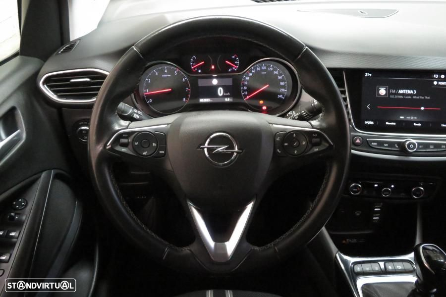 Opel Crossland 1.2 T Design & Tech - 11