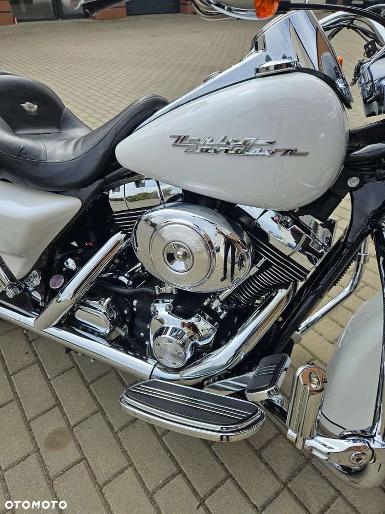 Harley-Davidson Touring Road King - 10