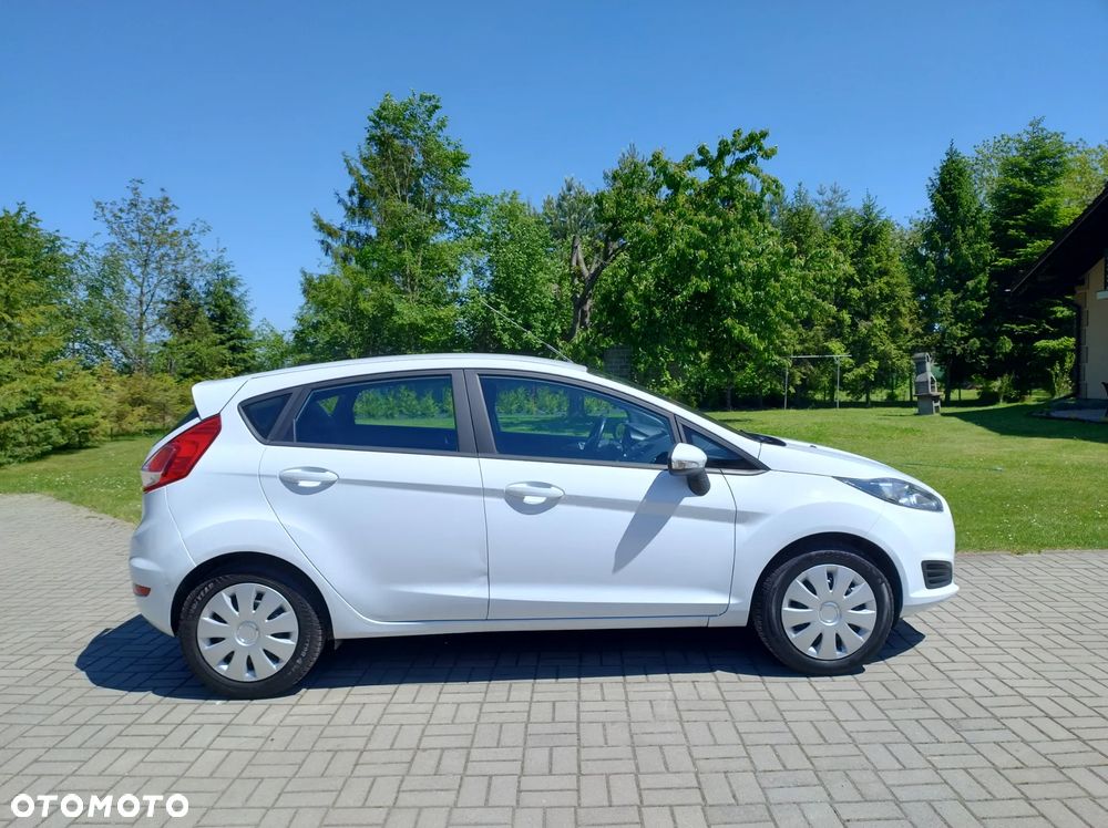Ford Fiesta 1.25 Champions Edition - 5