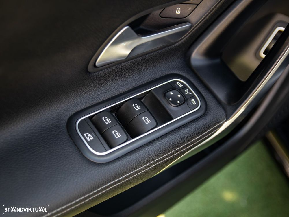 Mercedes-Benz CLA 200 d 8G-DCT AMG Line - 38