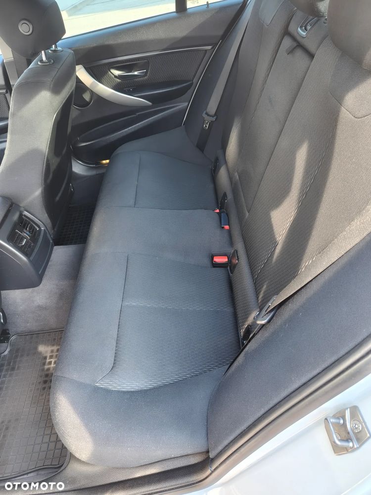 BMW Seria 3 - 9