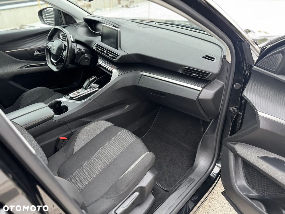 Peugeot 5008 BlueHDi 130 EAT8 Allure - 27