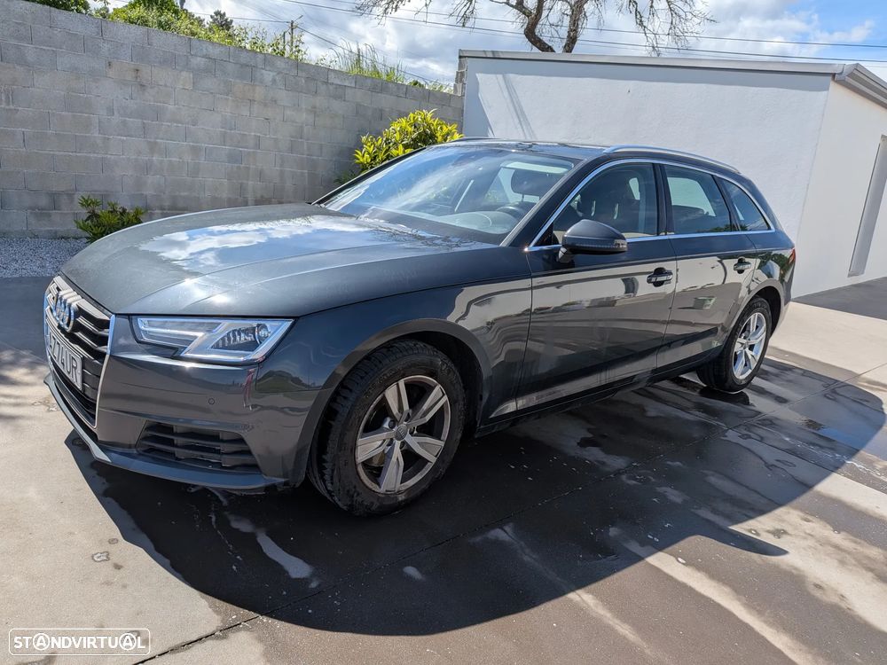 Audi A4 Avant 2.0 TDI Advance - 9