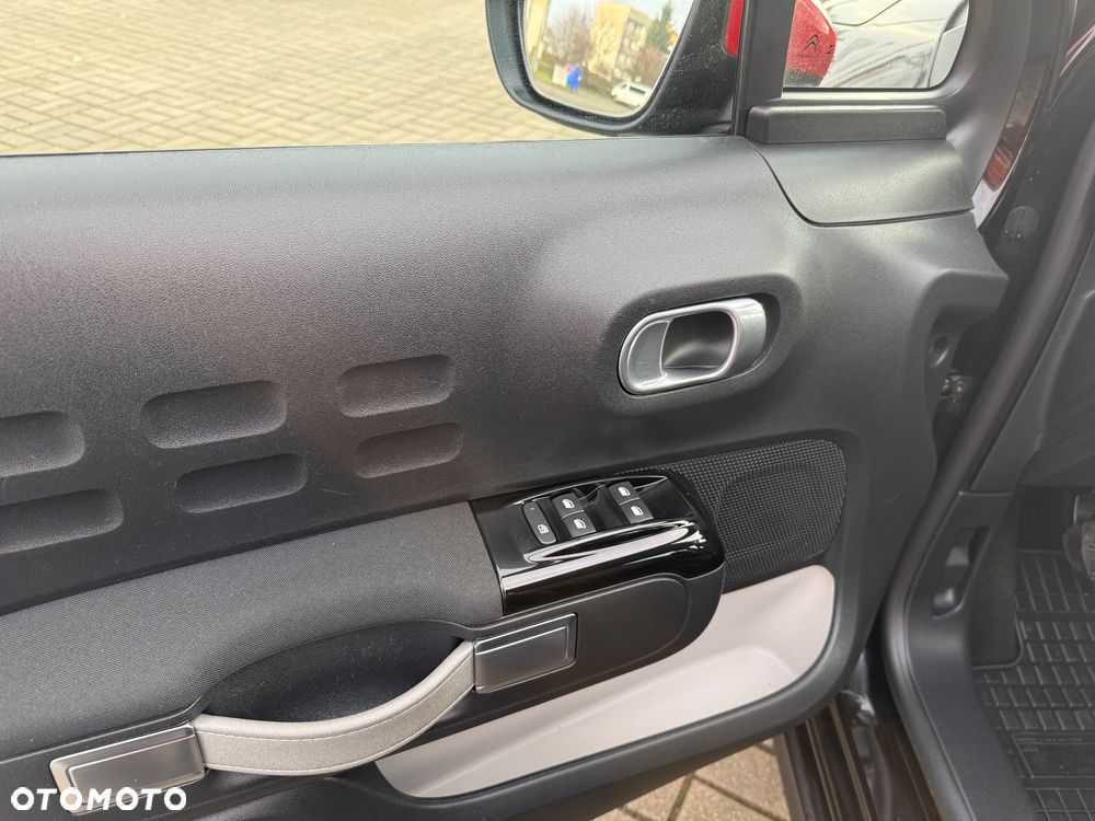 Citroën C3 Pure Tech 110 S&S SHINE - 9