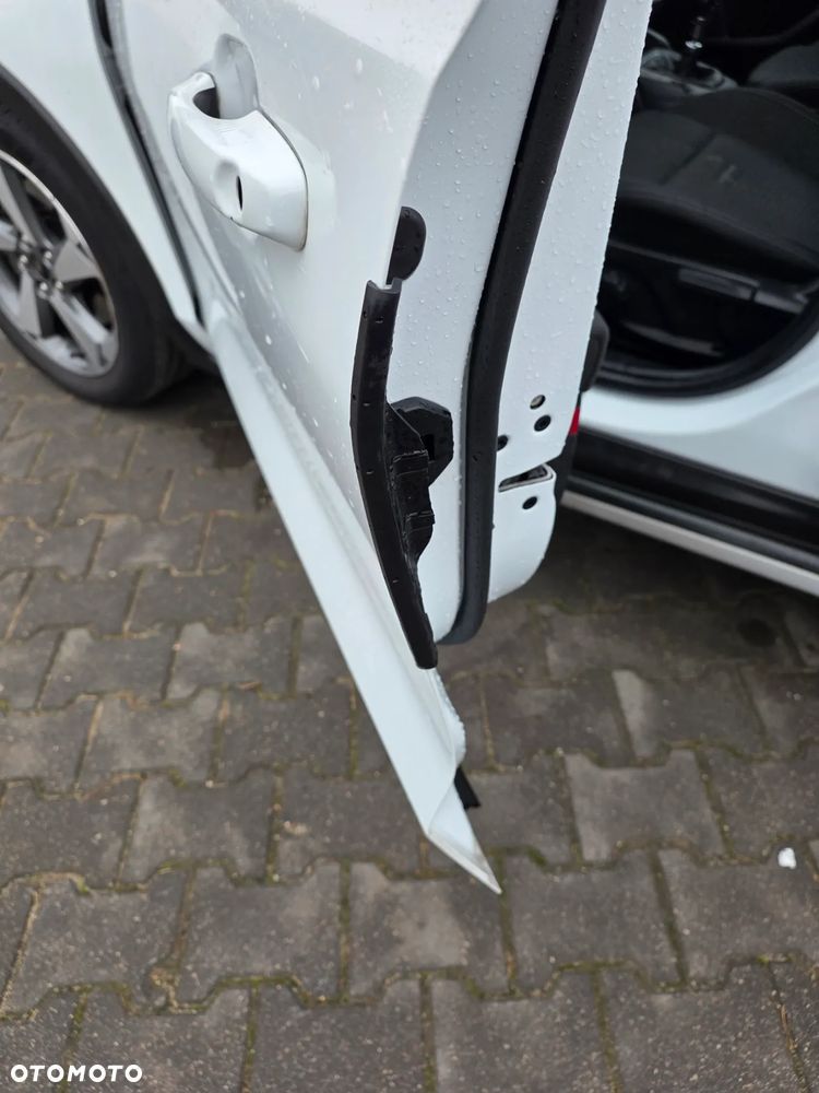 Ford Focus 1.0 EcoBoost Hybrid ACTIVE - 6