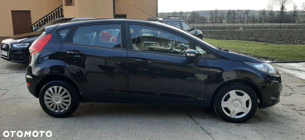 Ford Fiesta - 11