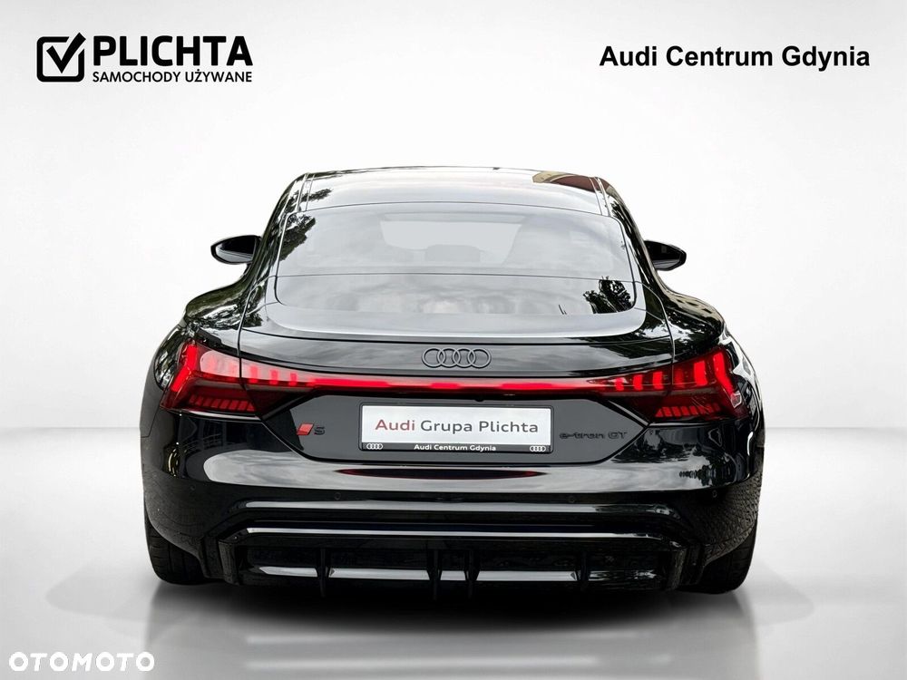 Audi e-tron GT - 5