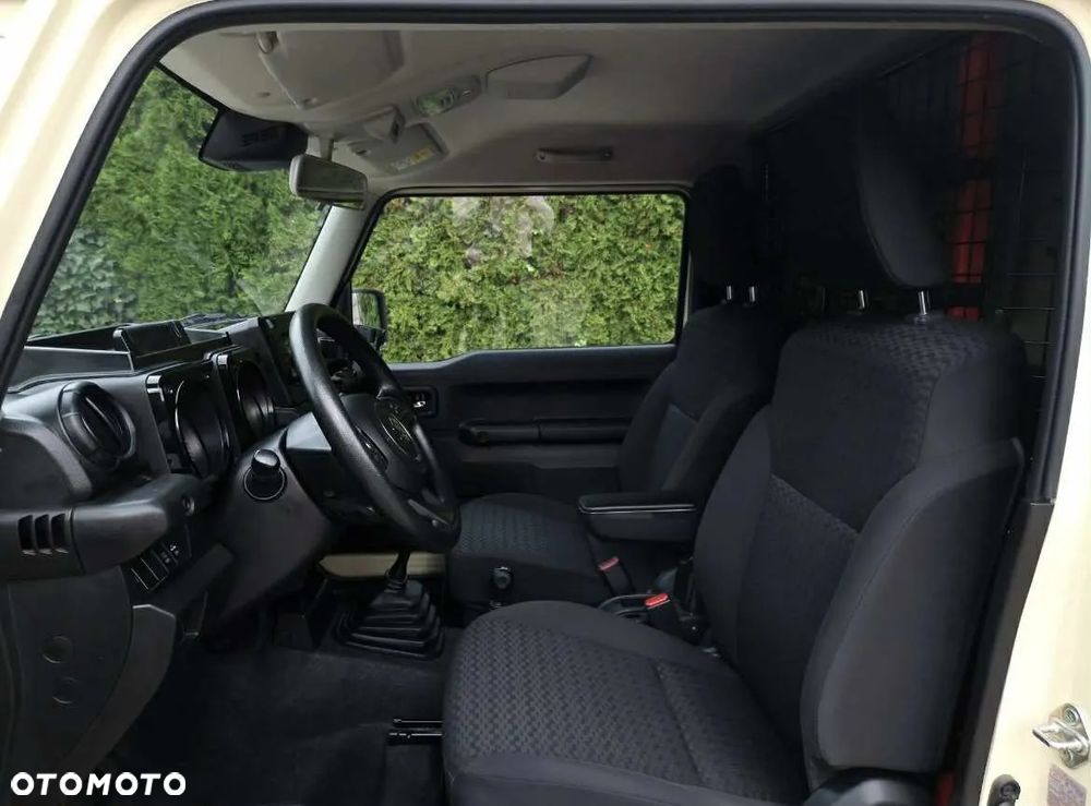 Suzuki Jimny 1.5 Pro - 12