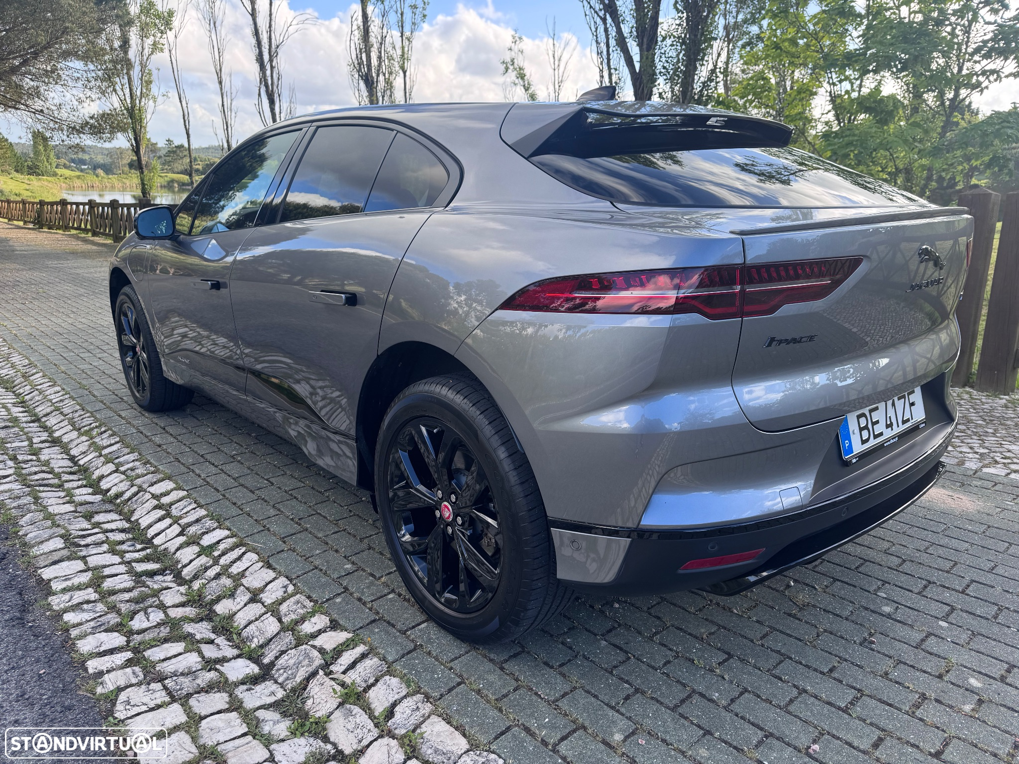 Jaguar I-Pace EV400 AWD S - 6