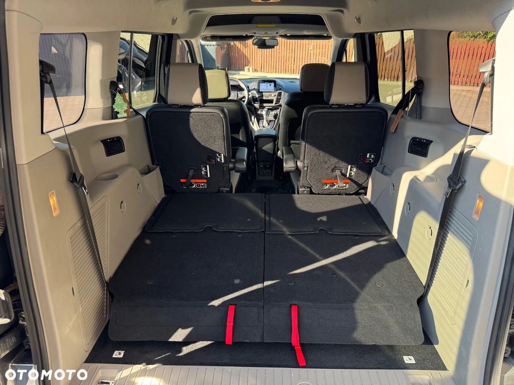 Ford Transit Connect - 26