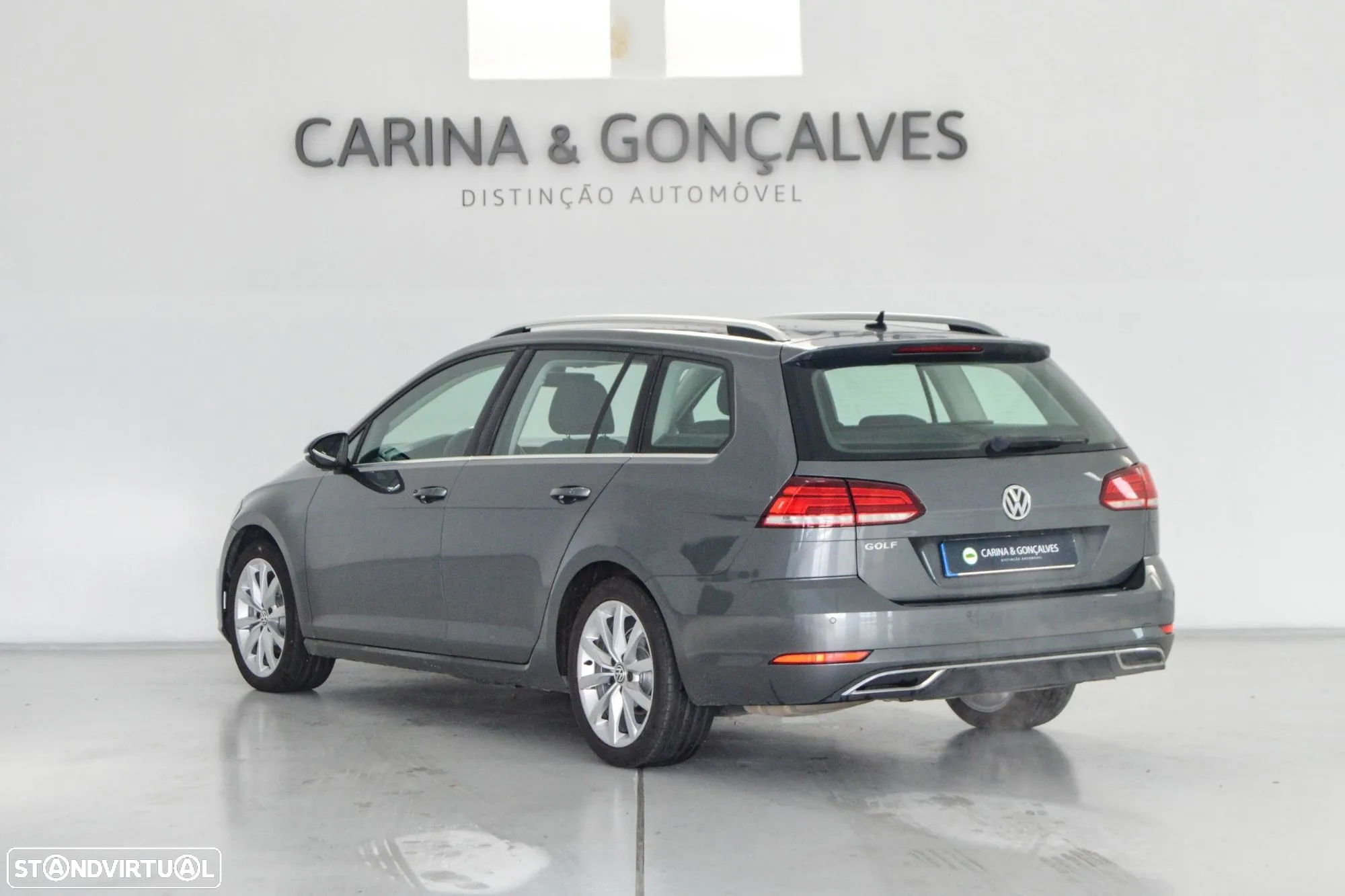 VW Golf Variant 2.0 TDi Highline DSG - 17