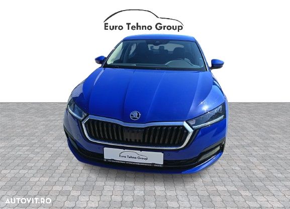 Skoda Octavia 2.0 TDI DSG Ambition - 1