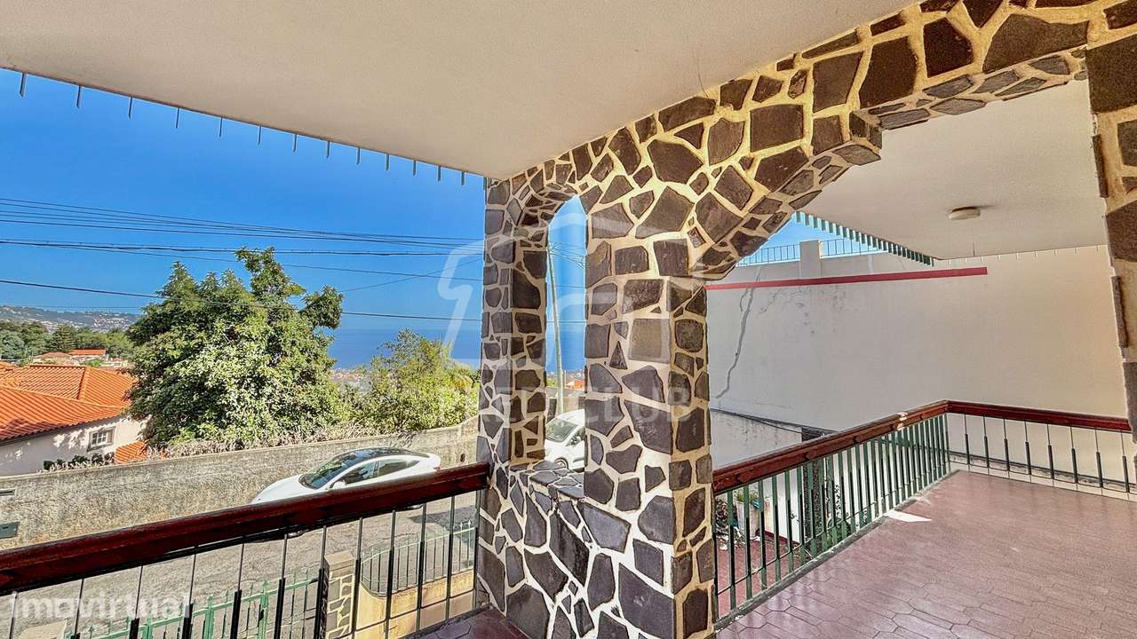 Moradia T4 com Terreno em Santo António – Funchal - Grande imagem: 4/35