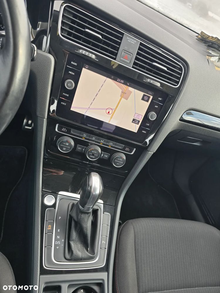 Volkswagen Golf 2.0 TDI DSG Sound - 16