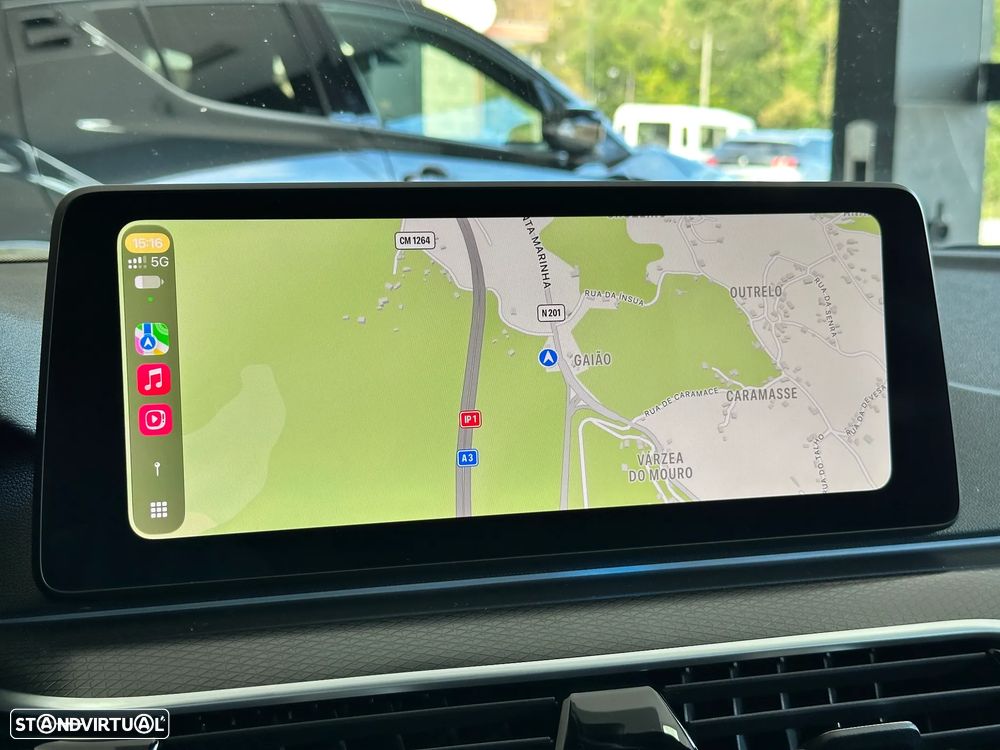BMW 530 e Pack Desportivo M - 22