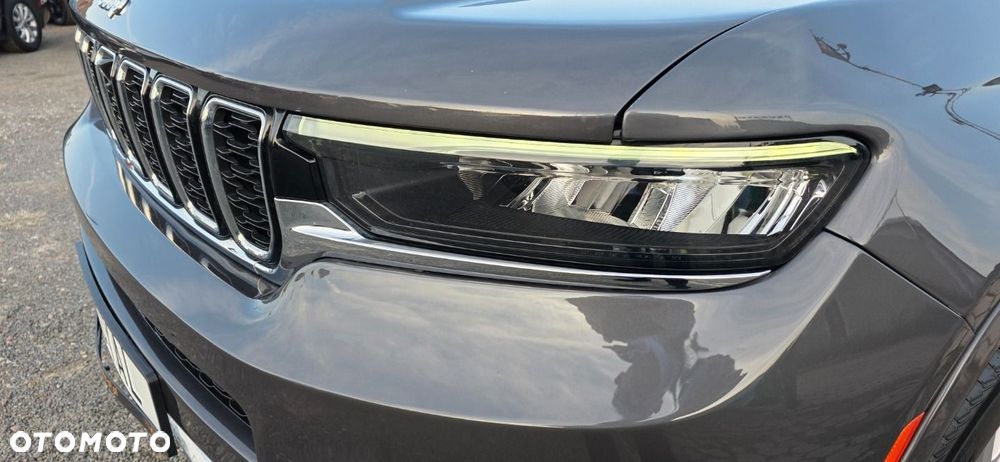 Jeep Grand Cherokee - 10