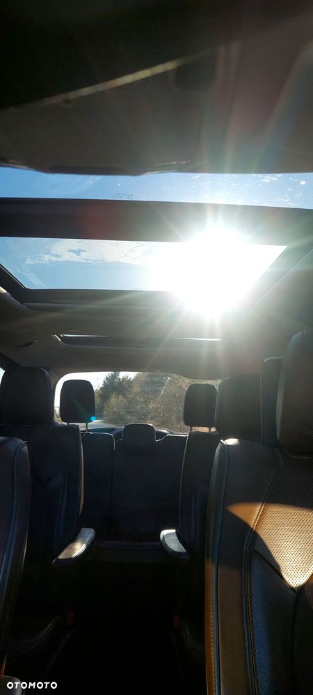 Chrysler Pacifica - 16