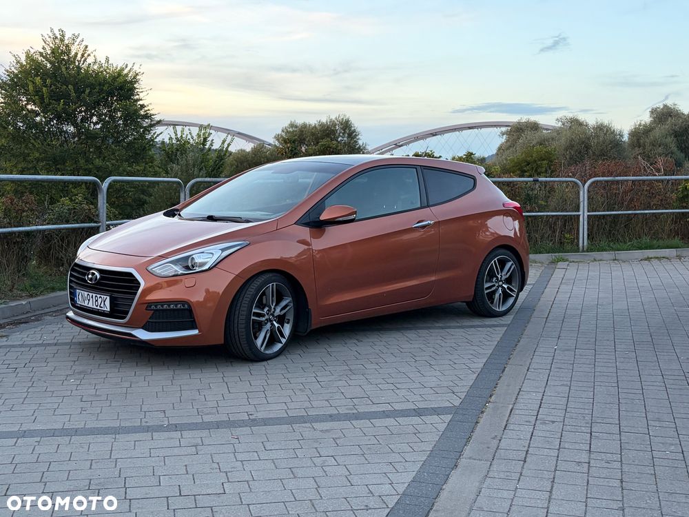 Hyundai i30 1.6 GDI Turbo Luxury - 4