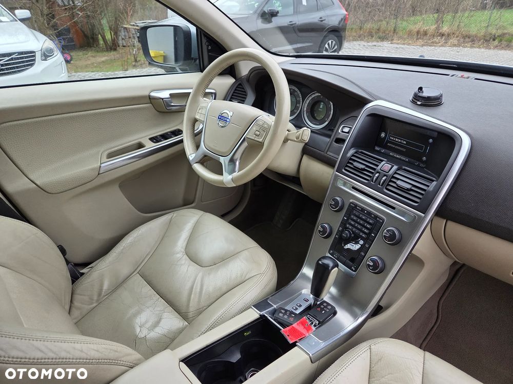 Volvo XC 60 - 11