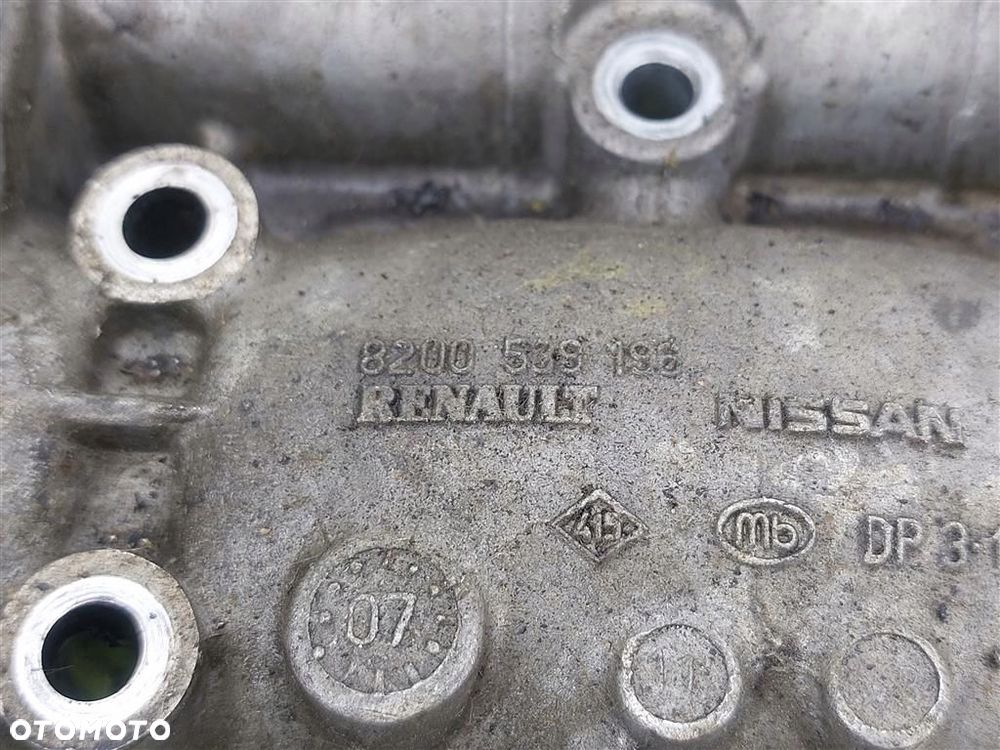 Pokrywa zaworów Renault Laguna III 2007-2015 2,0 DCI - 7