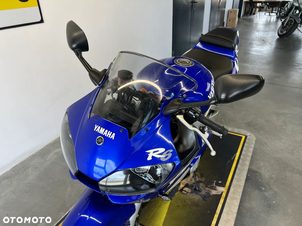 Yamaha R6 - 9