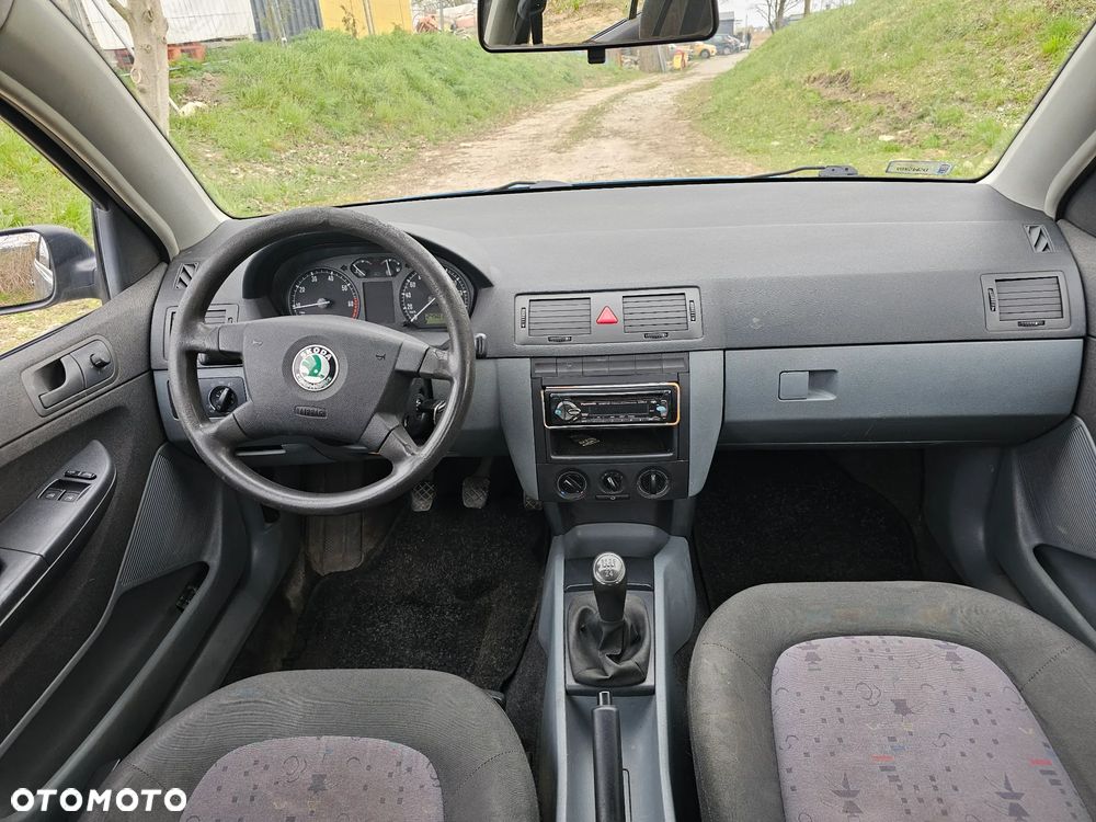 Skoda Fabia 1.2 HTP Basis - 5