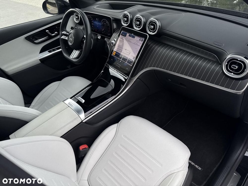 Mercedes-Benz GLC - 24