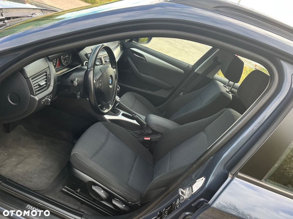 BMW X1 2011