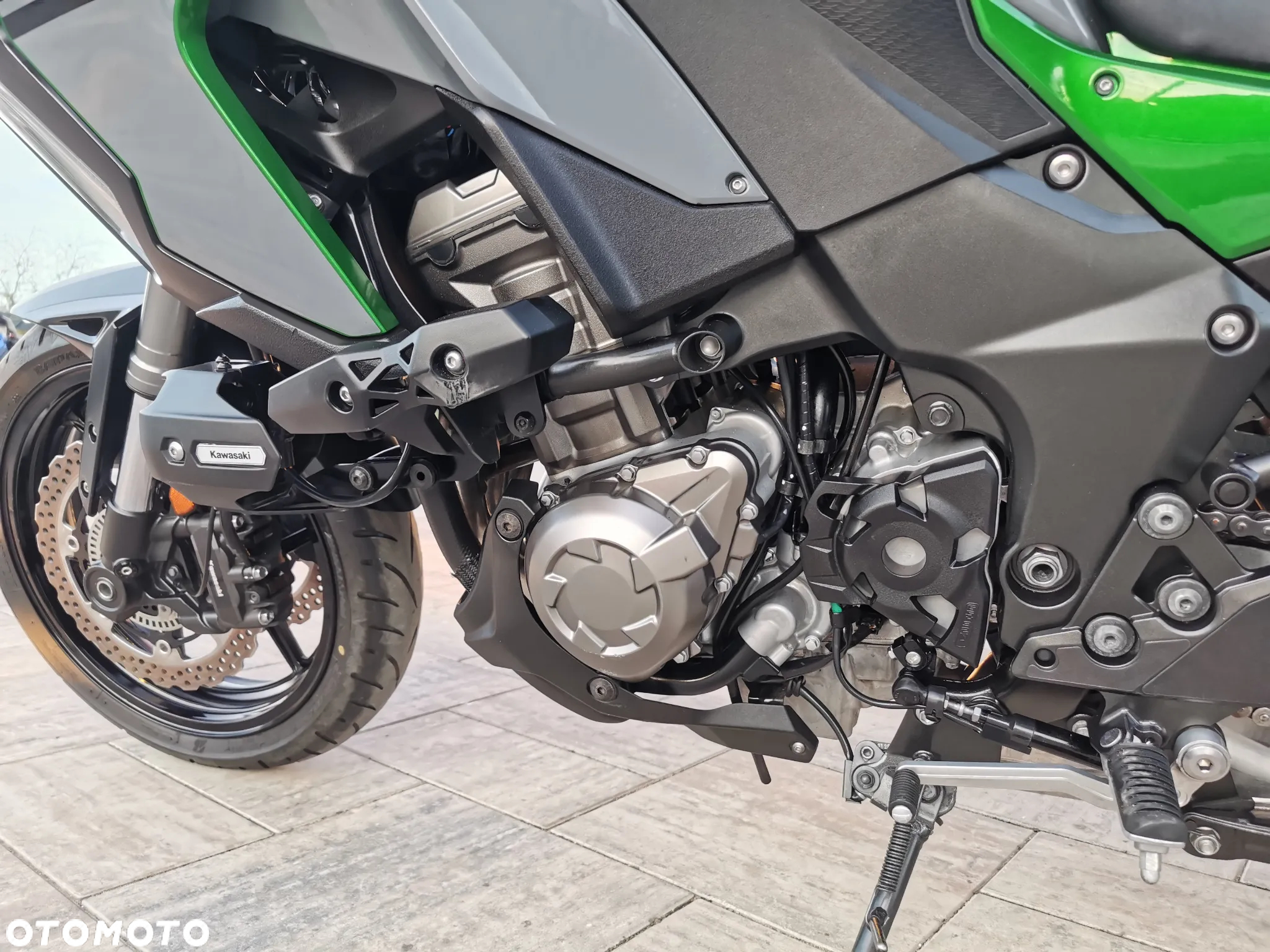 Kawasaki Versys 1000 - 20