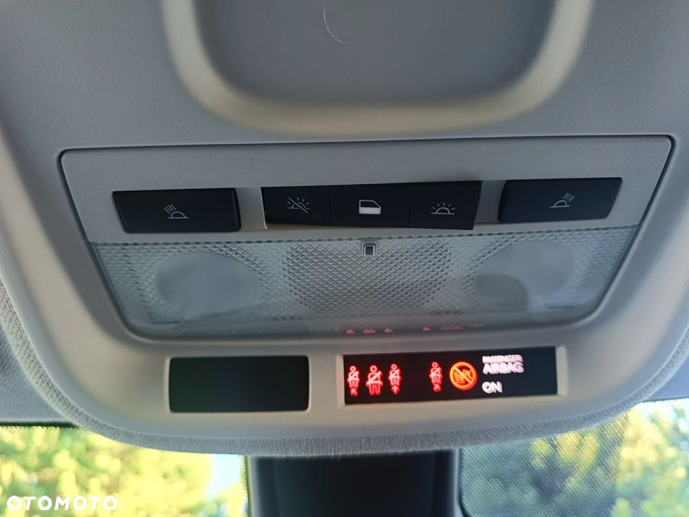 Opel Crossland X 1.2 T Elite S&S - 37