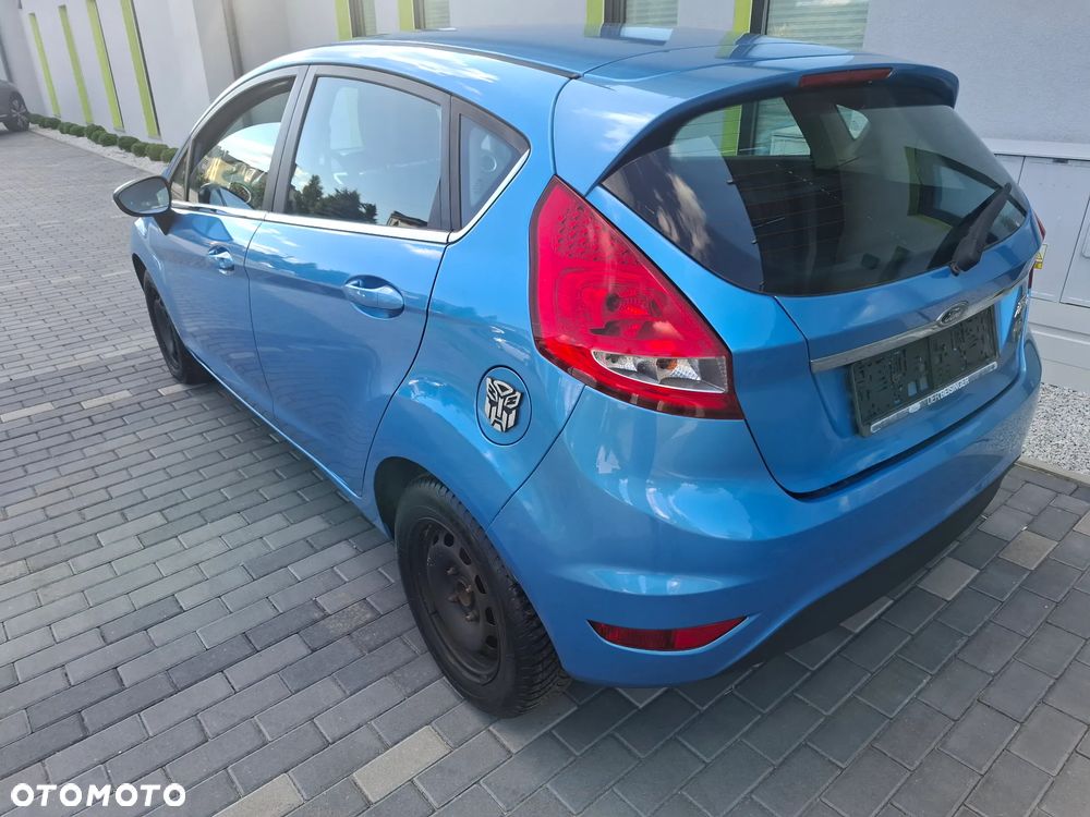 Ford Fiesta 1.25 Ghia - 6