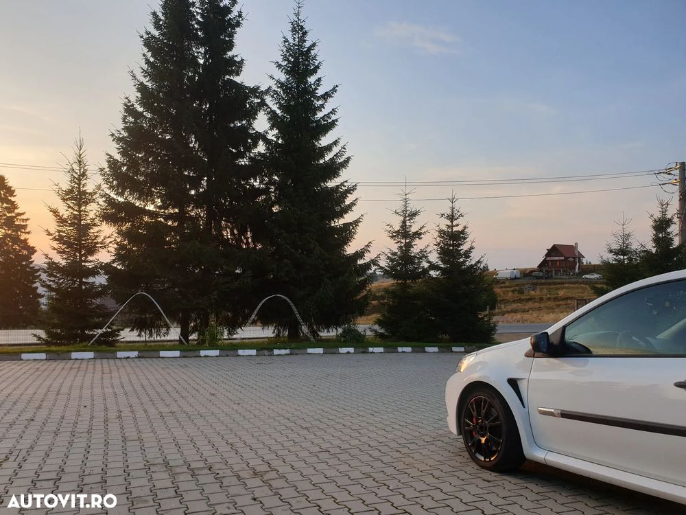 Renault Clio III 2.0 16V Team - 13