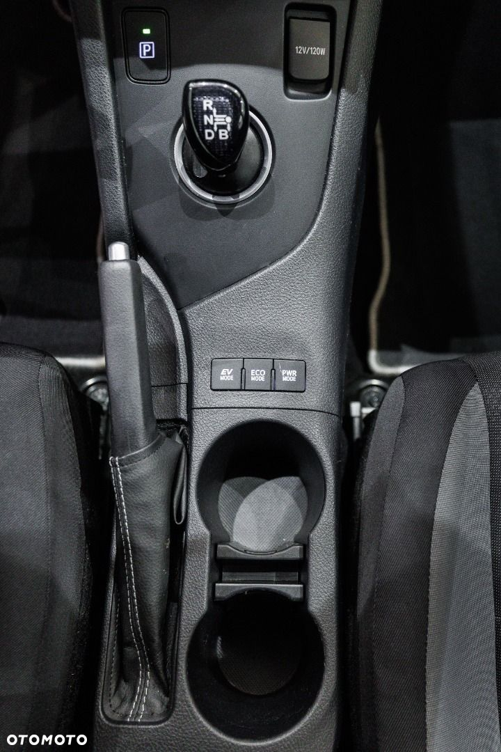 Toyota Auris - 16