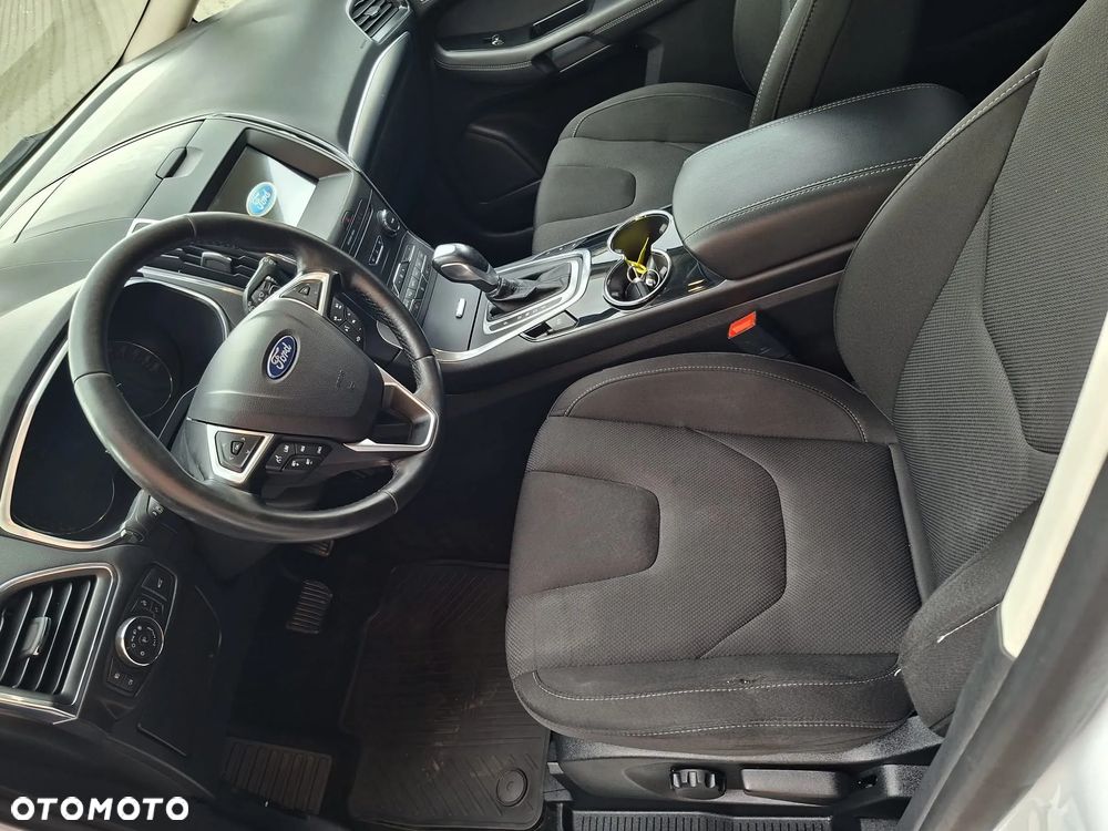 Ford S-Max 2.0 TDCi Titanium PowerShift - 9