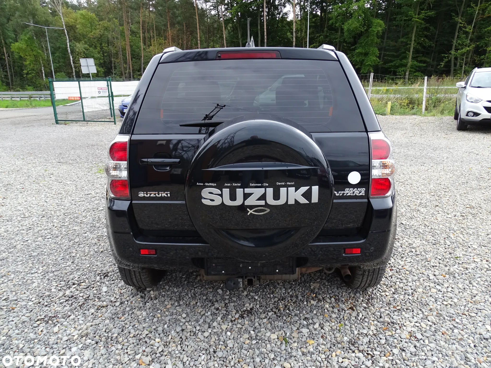 Suzuki Grand Vitara 1.6 Black&White - 11