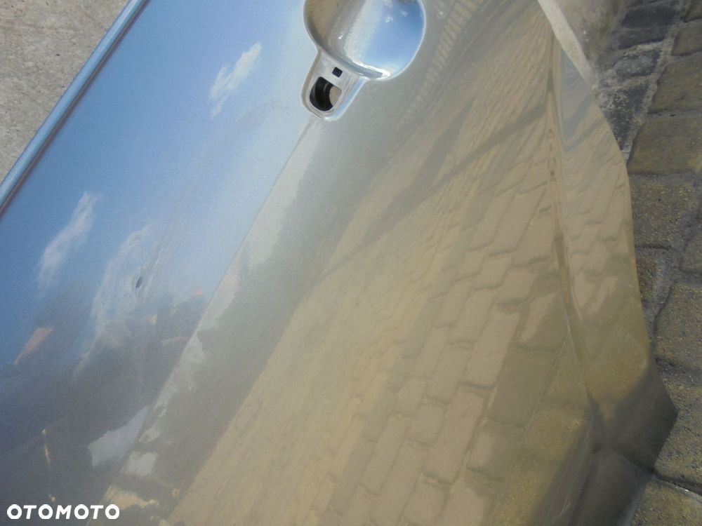 TOYOTA COROLLA VERSO LIFT - drzwi tylne lewe - 2