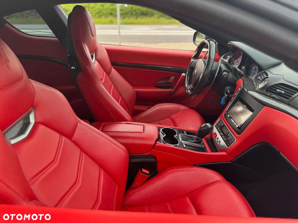Maserati GranTurismo S Automatik - 18