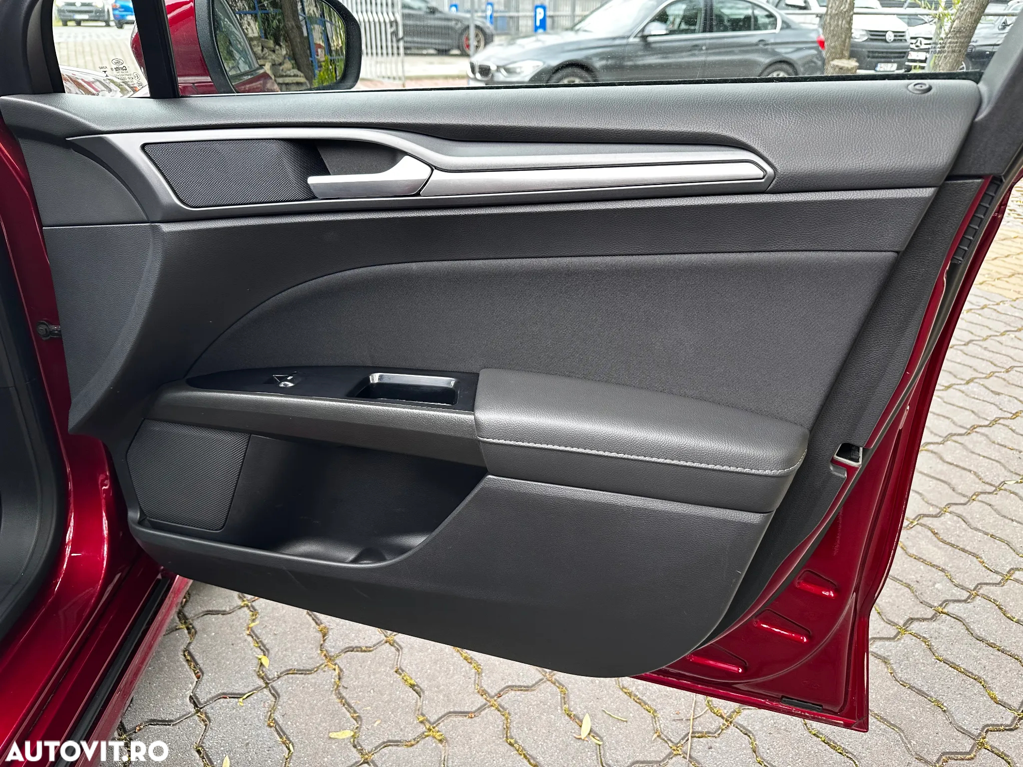 Ford Mondeo 2.0 TDCi Powershift Titanium - 29