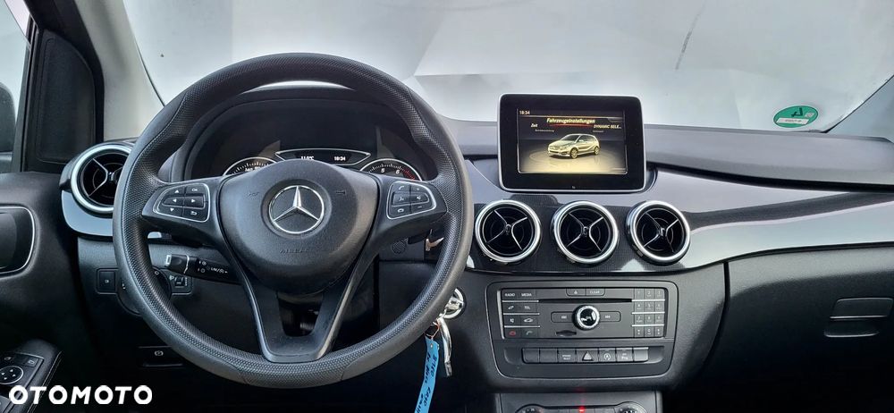 Mercedes-Benz Klasa B 180 7G-DCT Edition - 21