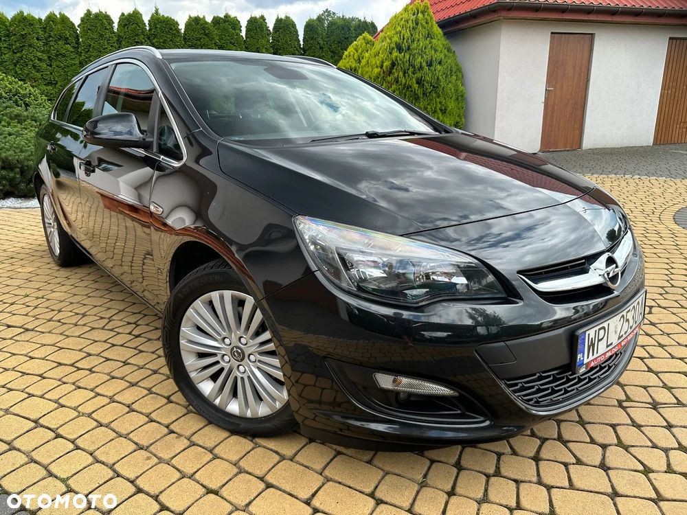Opel Astra IV 1.6 T SIDI Cosmo S&S - 2