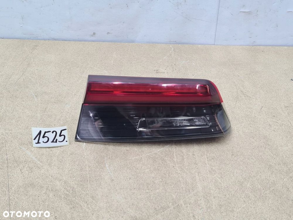BMW 3 G20 LAMPA PRAWY TYŁ PRAWA TYLNA W KLAPĘ - 1