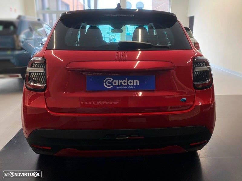 Fiat 600e 54 kWh (RED) - 5