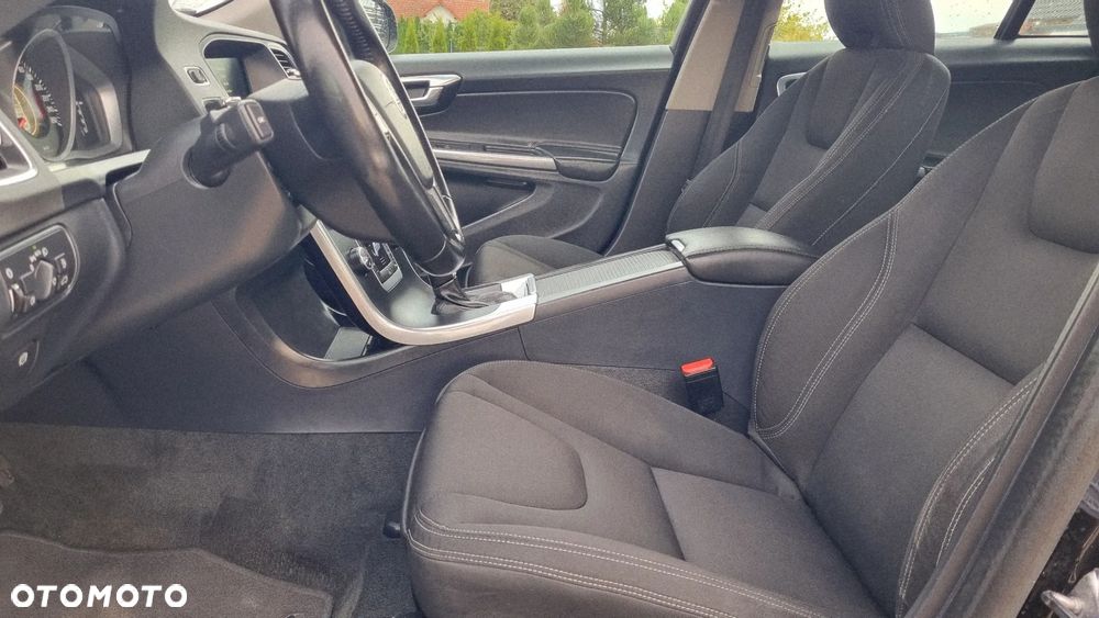 Volvo V60 D3 Geartronic Linje Business - 12
