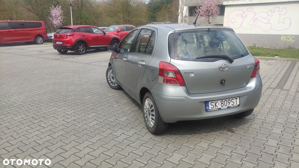Toyota Yaris 1.33 Active - 3