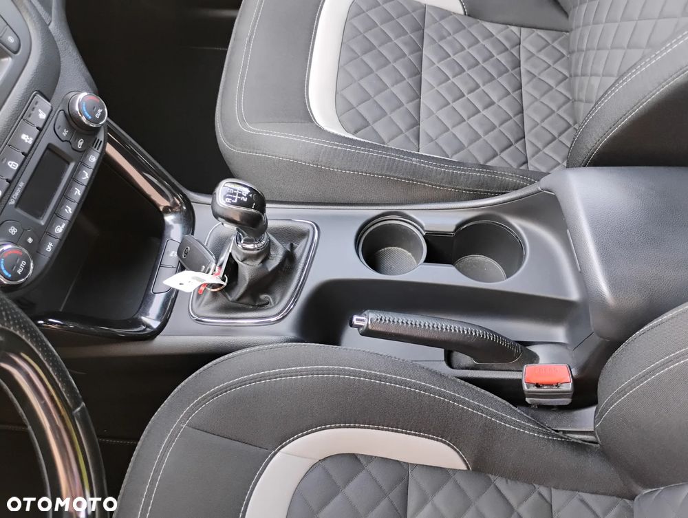 Kia Ceed 1.6 CRDi 136 ISG GT Line - 19