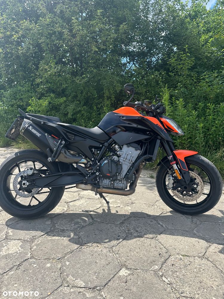 KTM DUKE 890 - 4