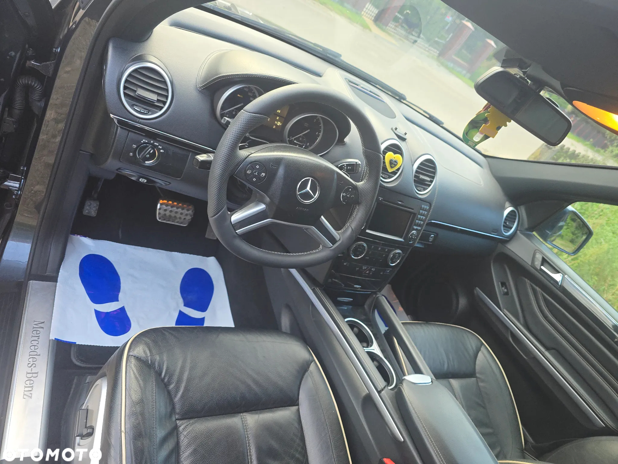Mercedes-Benz ML - 6